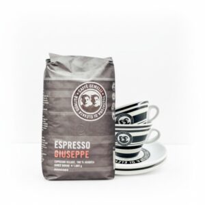 Caffé Gemelli Tassen Set mit 1 kg Espresso Giuseppe von Coffeechecker