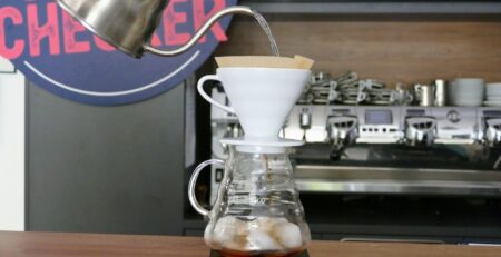 Flash Brew Zubereitung im Handfilter