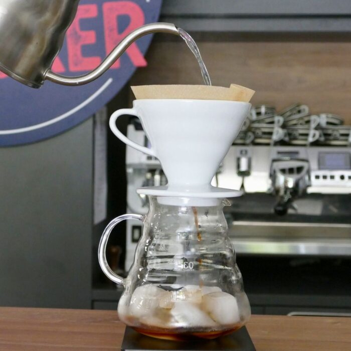 Flash Brew Zubereitung im Handfilter